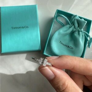 Tiffany Diamond Wire Ring 18k White Gold size 6
